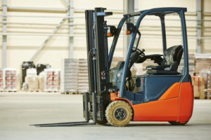 toyota-2-toyota-forklift-donated-to-midwest-food-bank